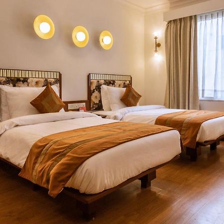 Clubhouse Nami Residency, Ahmedabad Hotel Kültér fotó