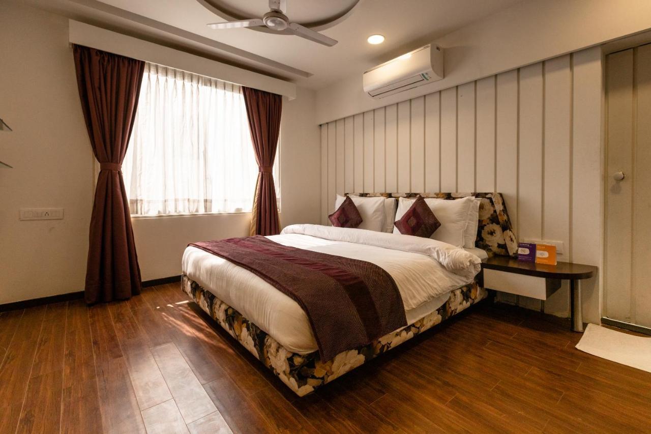 Clubhouse Nami Residency, Ahmedabad Hotel Kültér fotó