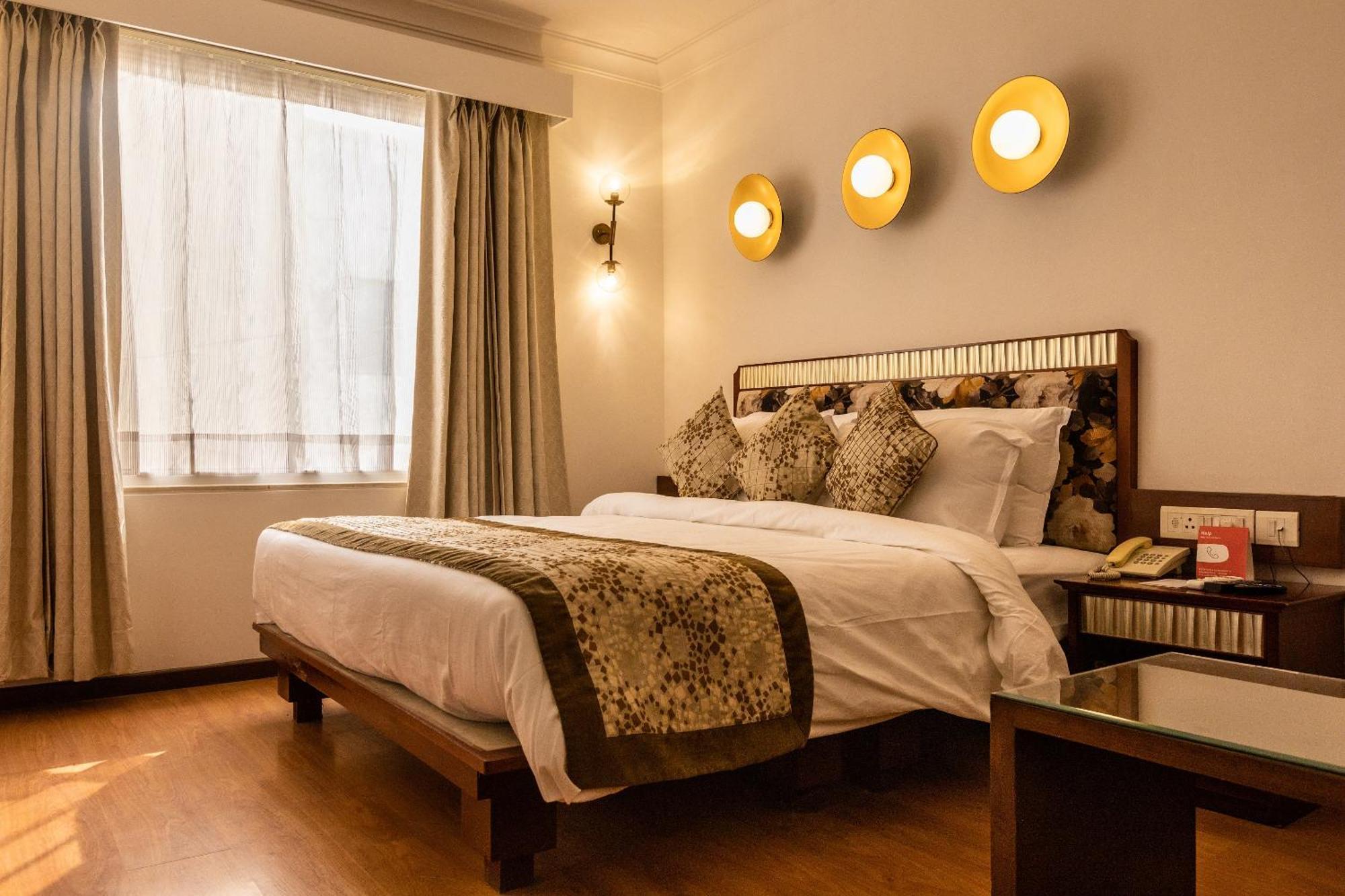 Clubhouse Nami Residency, Ahmedabad Hotel Kültér fotó